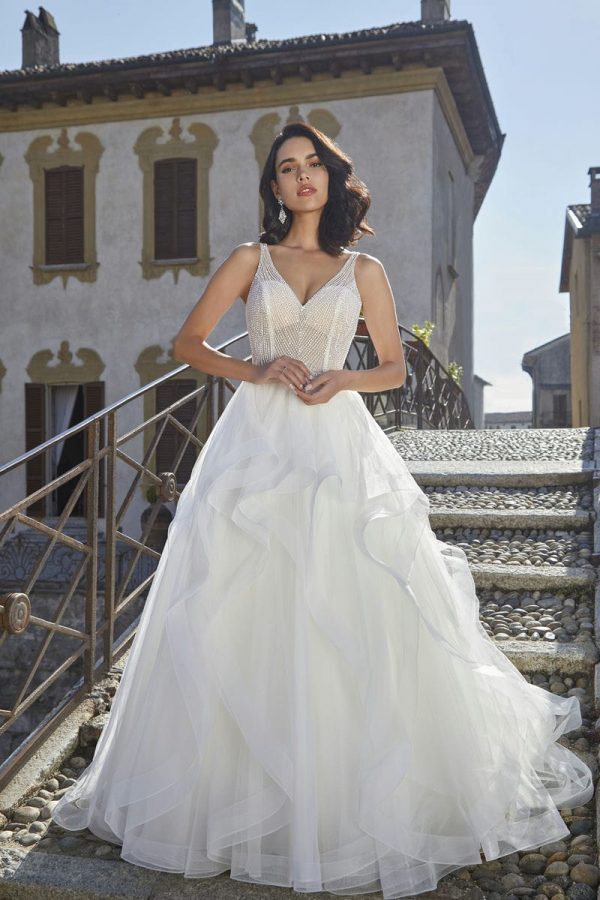 Vestido de novia Demetrios modelo 8181